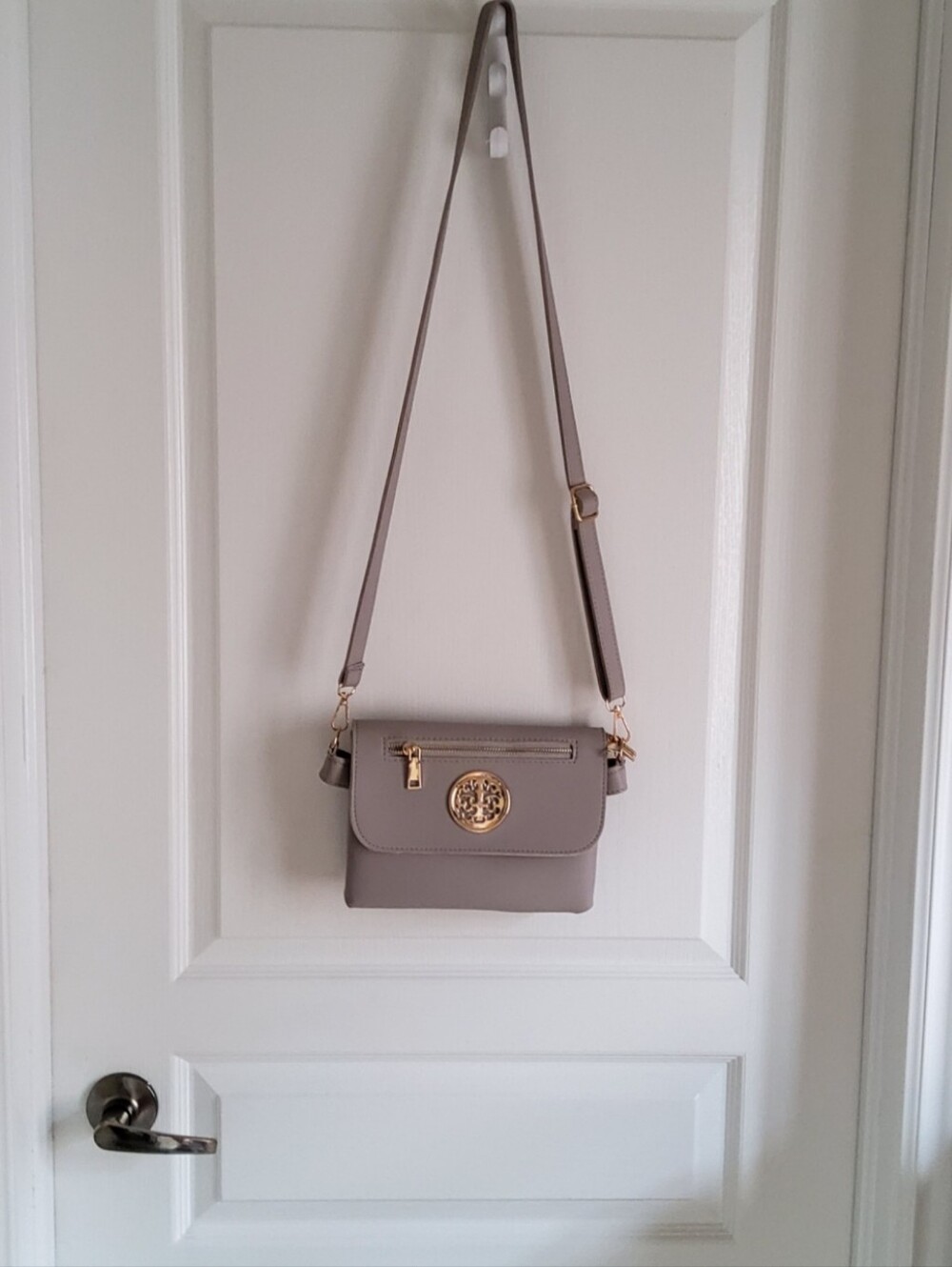 Taupe Crossbody Bag – Gold Hardware – Adjustable Strap – Front Zip Pocket